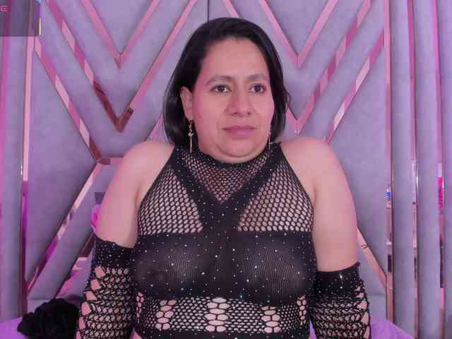 adri-rivera adri-rivera