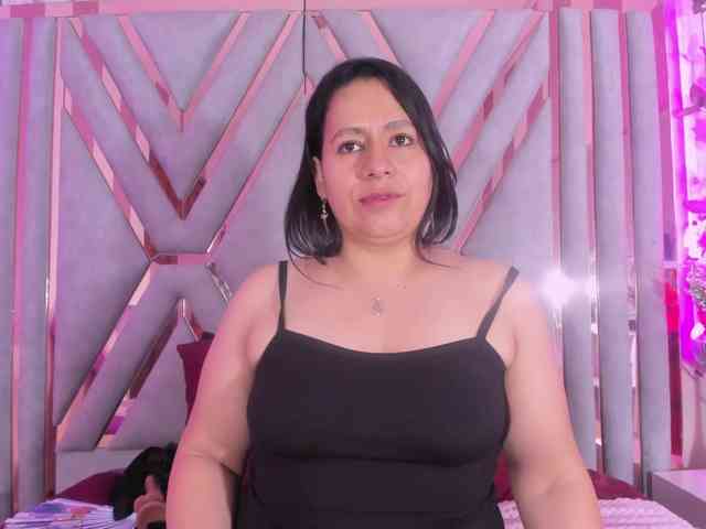adri-rivera webcam