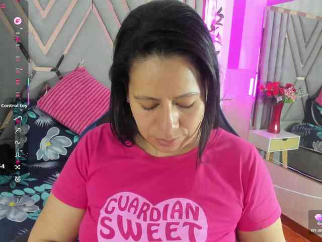 adri-rivera webcam