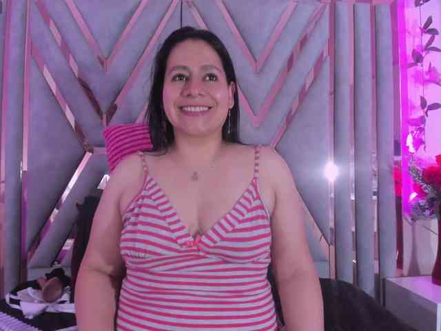 adri-rivera webcam