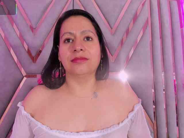 adri-rivera webcam