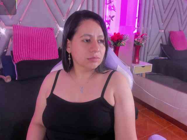 adri-rivera webcam
