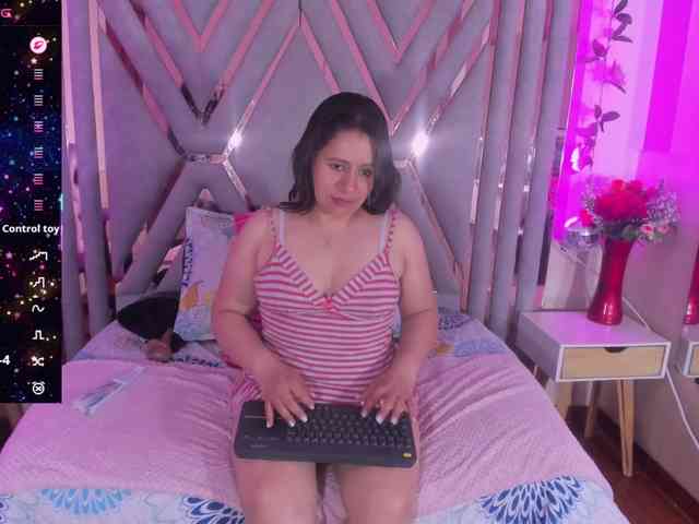 adri-rivera webcam