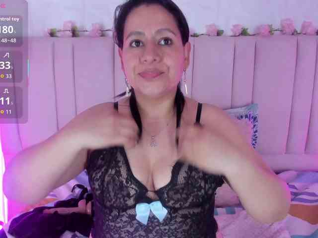 adri-rivera webcam