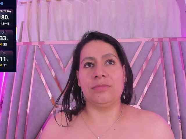adri-rivera webcam