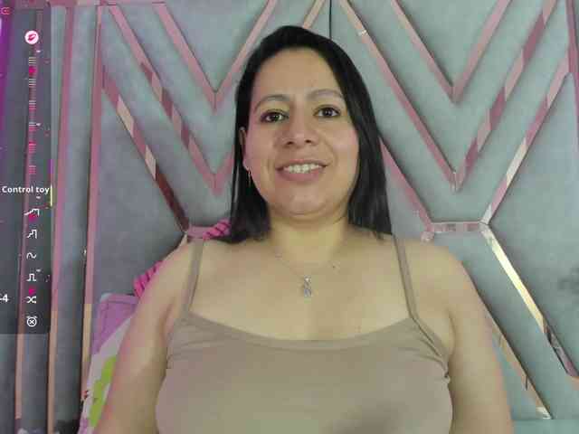 adri-rivera webcam