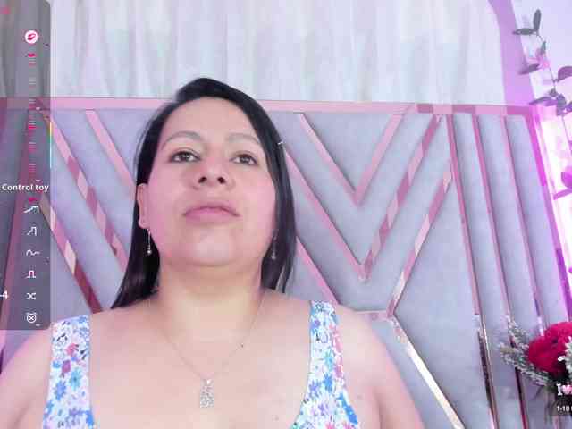 adri-rivera webcam