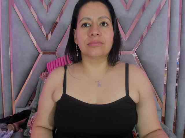 adri-rivera webcam