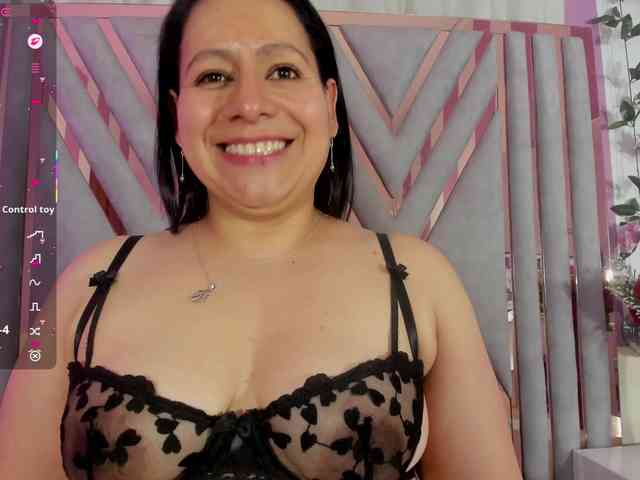 adri-rivera webcam