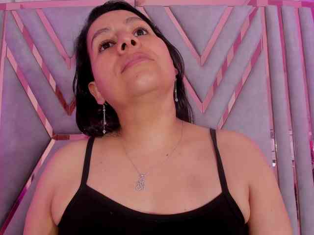 adri-rivera webcam