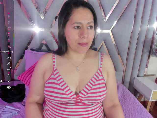 adri-rivera webcam