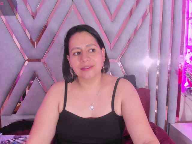adri-rivera webcam