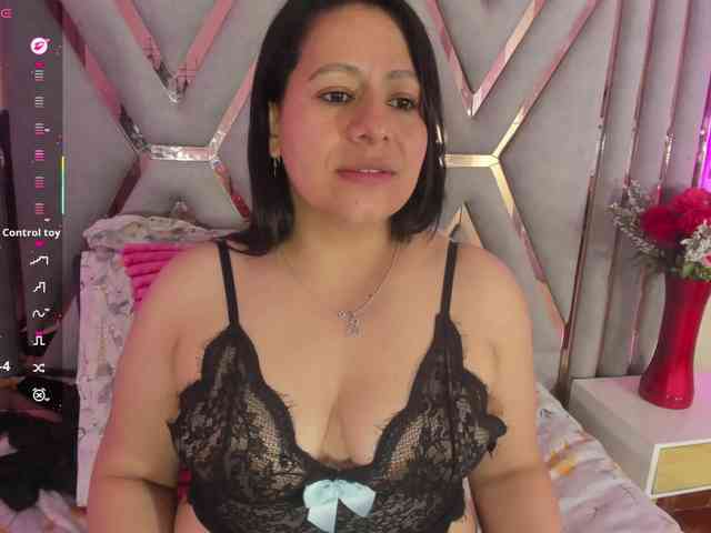 adri-rivera webcam