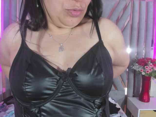 adri-rivera webcam