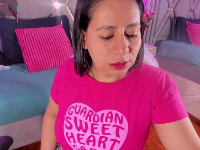 adri-rivera webcam