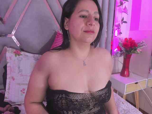 adri-rivera webcam