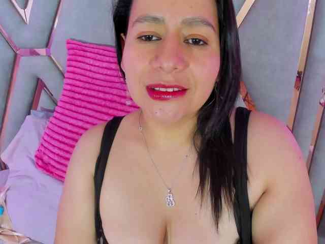 adri-rivera webcam