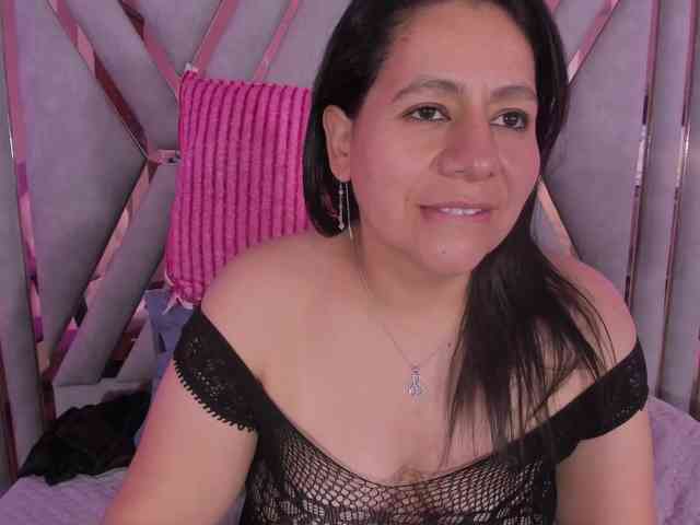 adri-rivera webcam