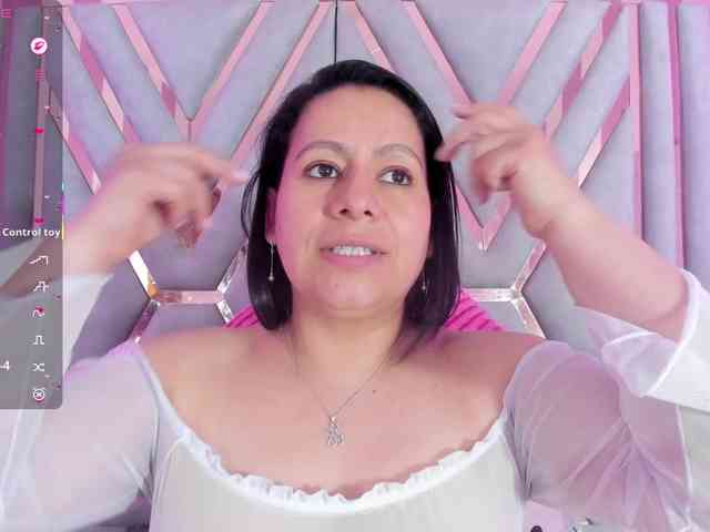 adri-rivera webcam