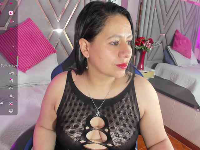 adri-rivera webcam