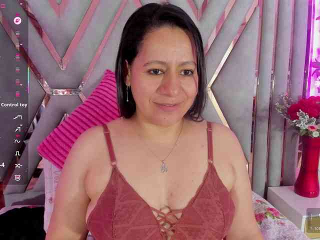 adri-rivera webcam