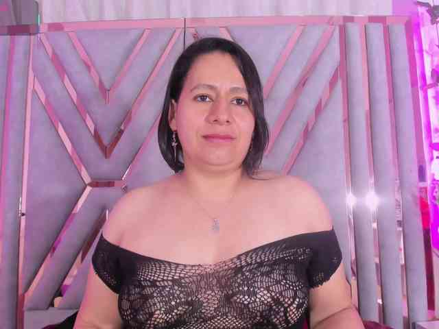 adri-rivera webcam