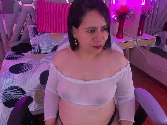 adri-rivera webcam
