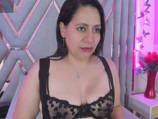 adri-rivera webcam