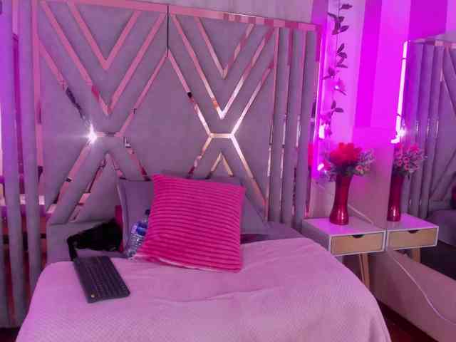 adri-rivera Live Webcam on BongaCams