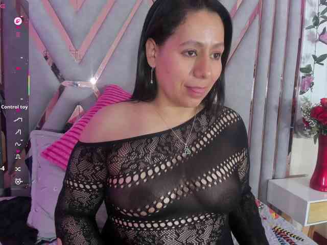 adri-rivera webcam