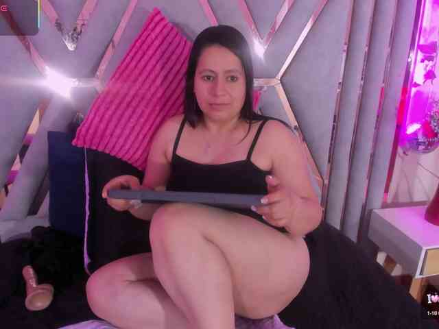 adri-rivera webcam