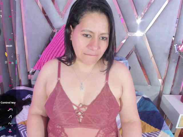 adri-rivera webcam