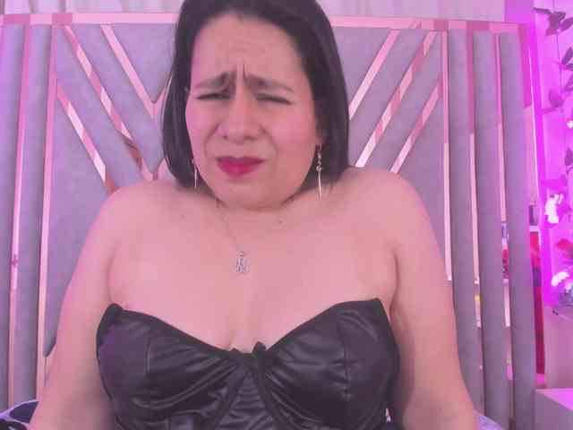 adri-rivera webcam