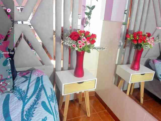 adri-rivera webcam