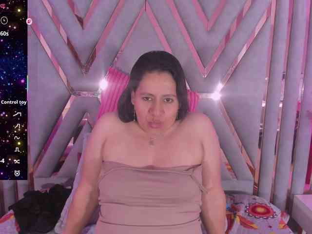 adri-rivera webcam