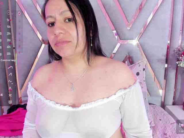 adri-rivera webcam