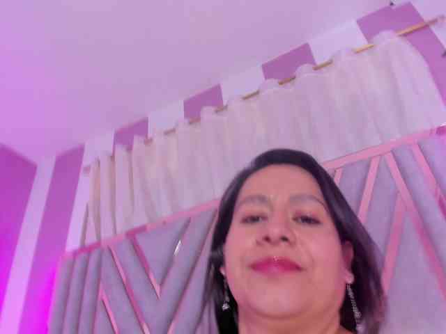 adri-rivera webcam