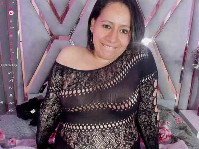 adri-rivera webcam