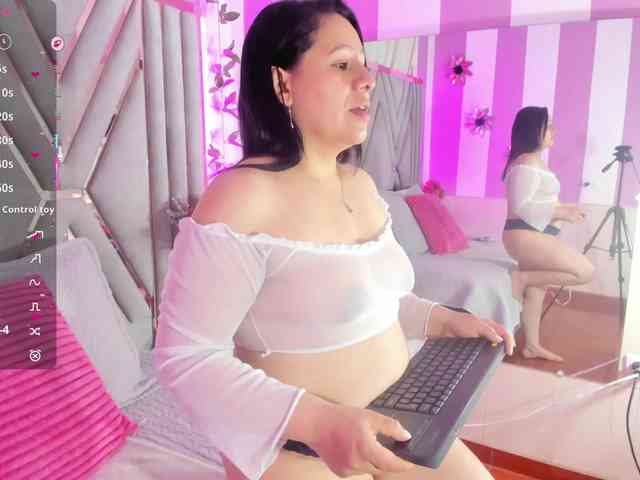 adri-rivera webcam