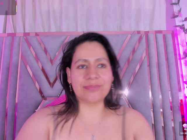 adri-rivera webcam