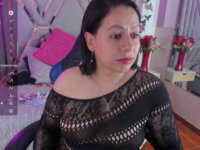 adri-rivera webcam