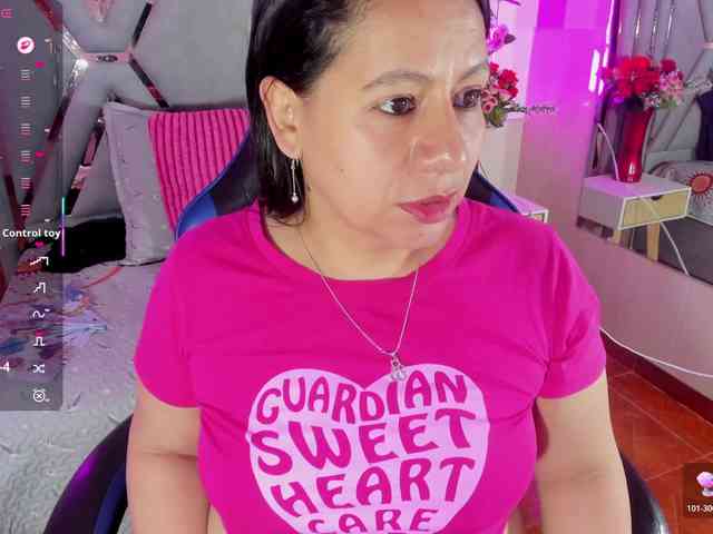 adri-rivera webcam