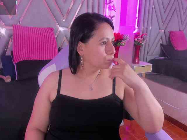 adri-rivera webcam