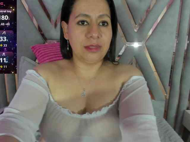 adri-rivera webcam