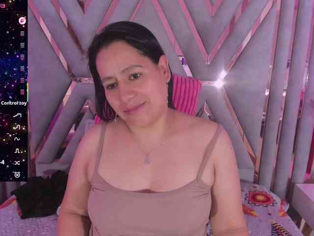 adri-rivera webcam