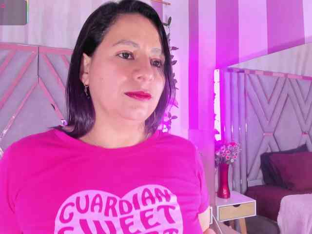 adri-rivera webcam