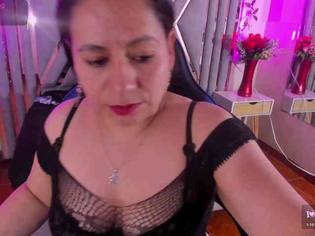 adri-rivera webcam