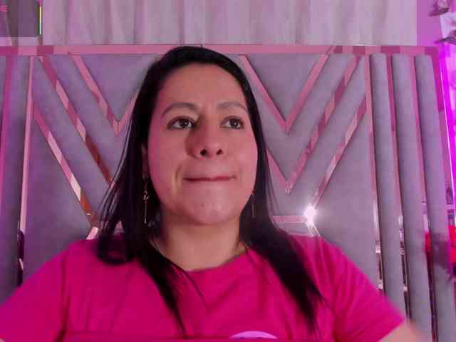 adri-rivera webcam