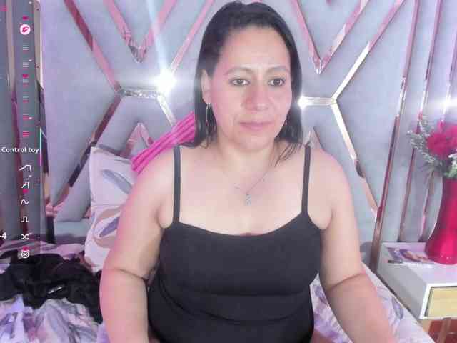 adri-rivera webcam