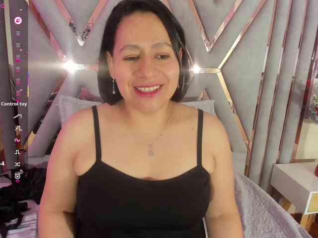 adri-rivera webcam